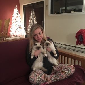 Meet your Posher, Dedrea